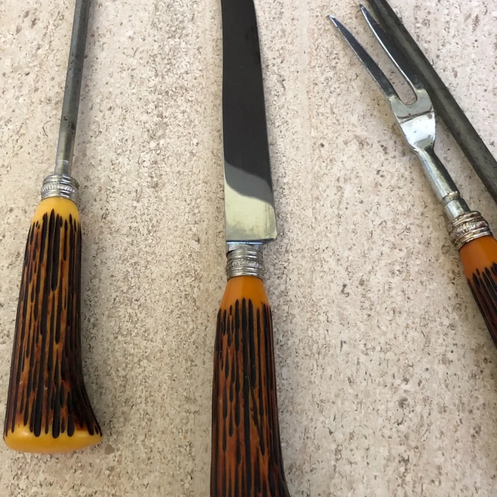 FAUX STAGHORN BAKELITE FOUR PIECE MISMATCHED CARVING SET FARMHOUSE VINTAGE
